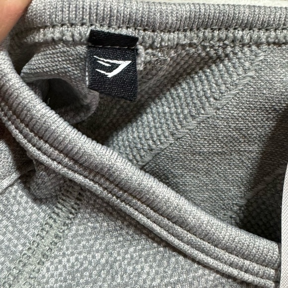 Gymshark Seamless Sports Long Sleeve Crop Top, Heather Gray, Size Small - Picture 3 of 9